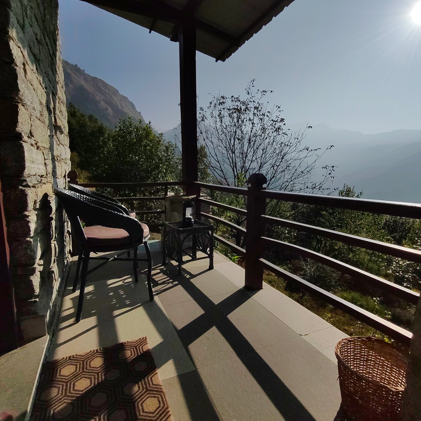 Cafe Buransh, Sari Village